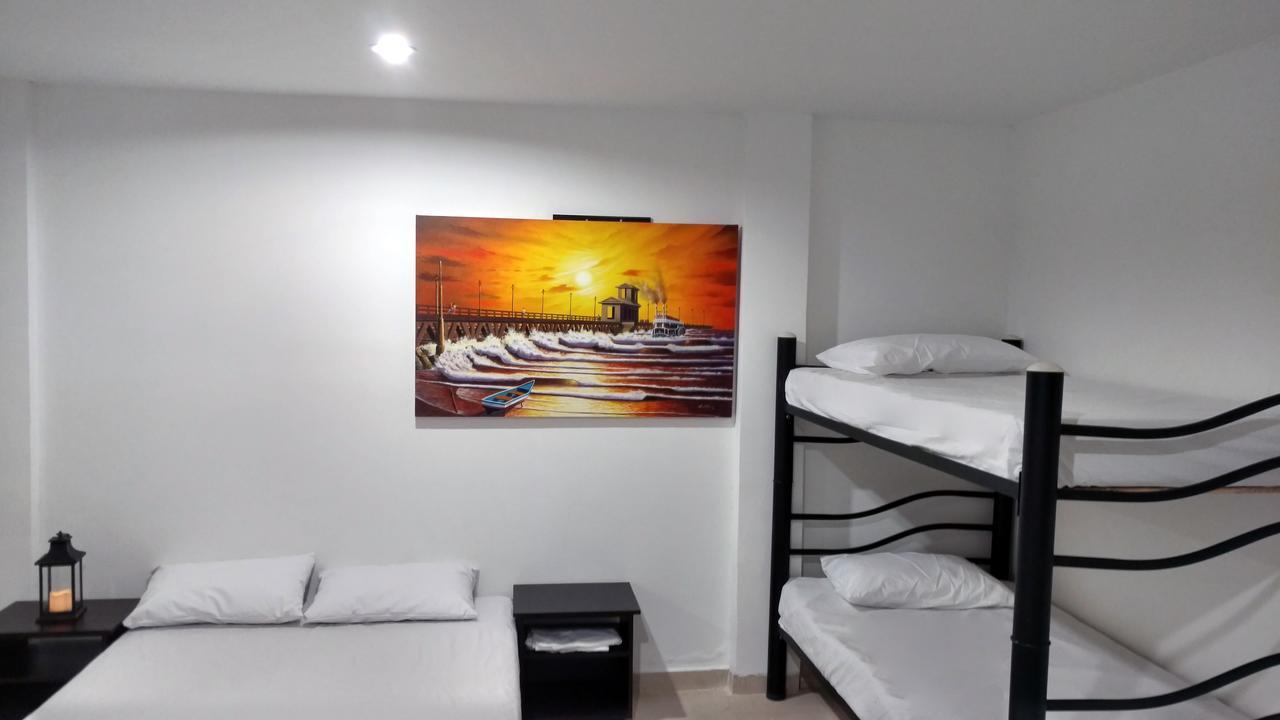 Hotel El Emigrante Пуерто-Коломбія Екстер'єр фото
