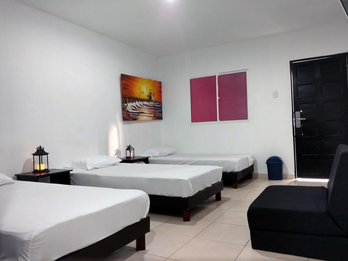 Hotel El Emigrante Пуерто-Коломбія Екстер'єр фото
